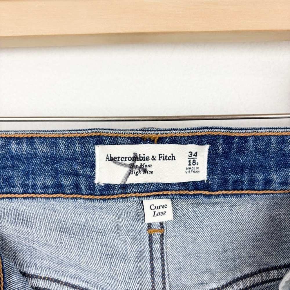 Abercrombie & Fitch The Mom High Rise Jeans Sz 34/18 - Picture 5 of 8